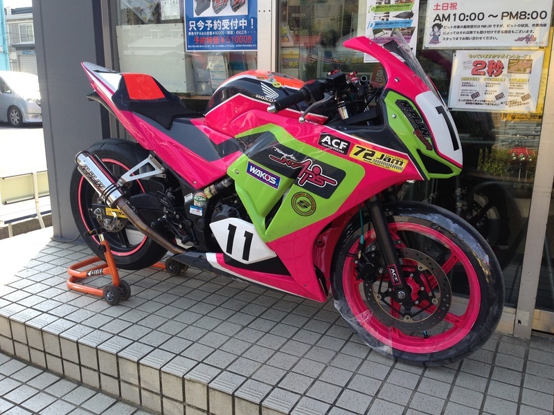 TEAM NAP'S CBR250Rレーサー展示中！: ナップス 伊勢原店ブログ